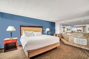 In-room safe, desk, laptop workspace, blackout curtains - CARLTON INN O'HARE (Schaumburg)