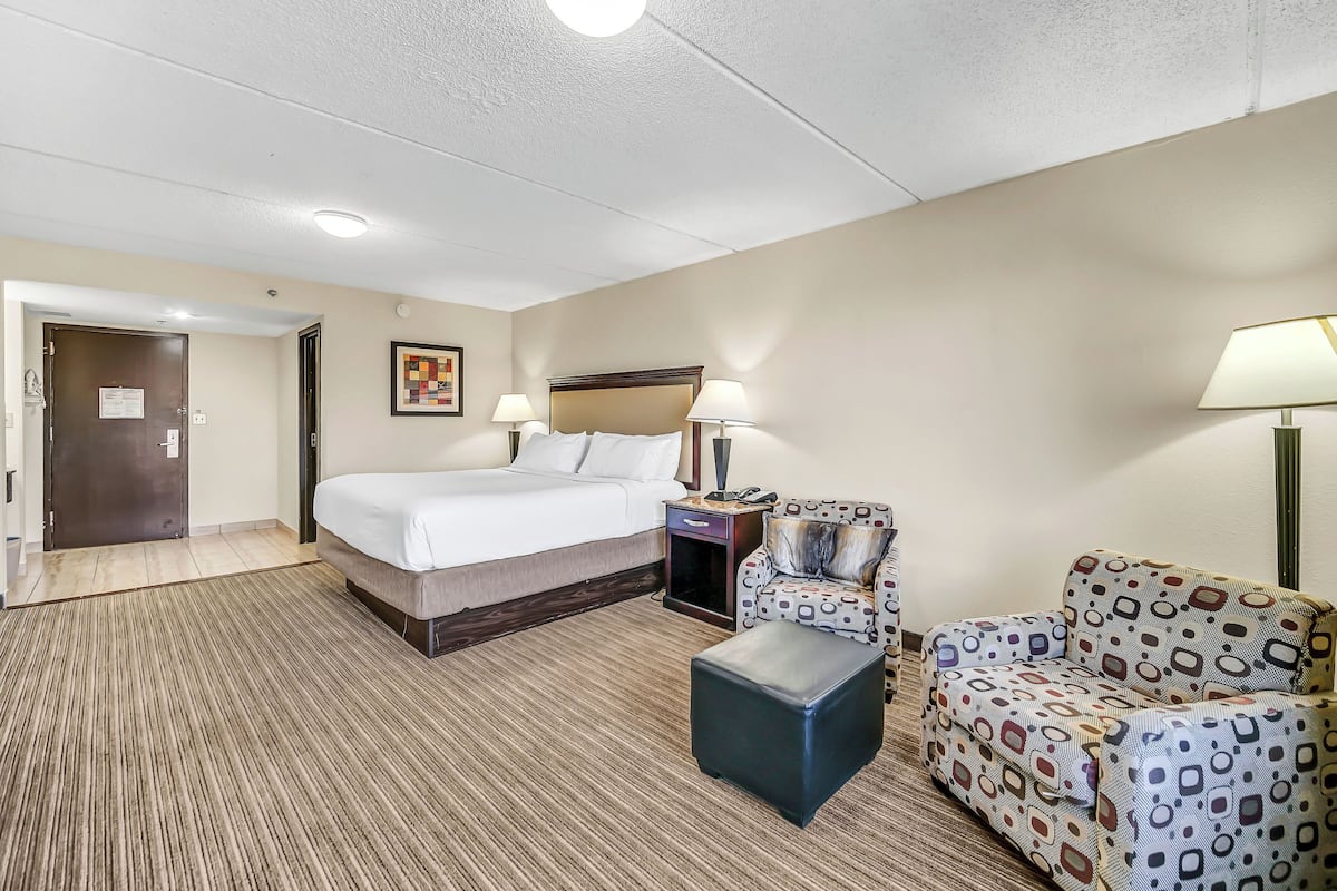 In-room safe, desk, laptop workspace, blackout curtains