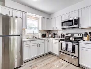 Private kitchen - Upscale 2BR Retreat Near CVNP & Downtown Falls (Cuyahoga Falls)