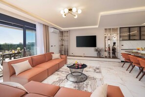 Interior - Luxury Villa Prime Lotus with Heated Pool (Kaštel Sućurac)