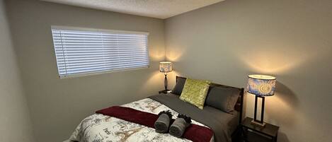Desk, iron/ironing board, free WiFi, bed sheets