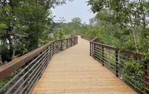 Property grounds - Serene Lake Ontario Retreat • Entire Home Near Trails & Beach. (Ajax)