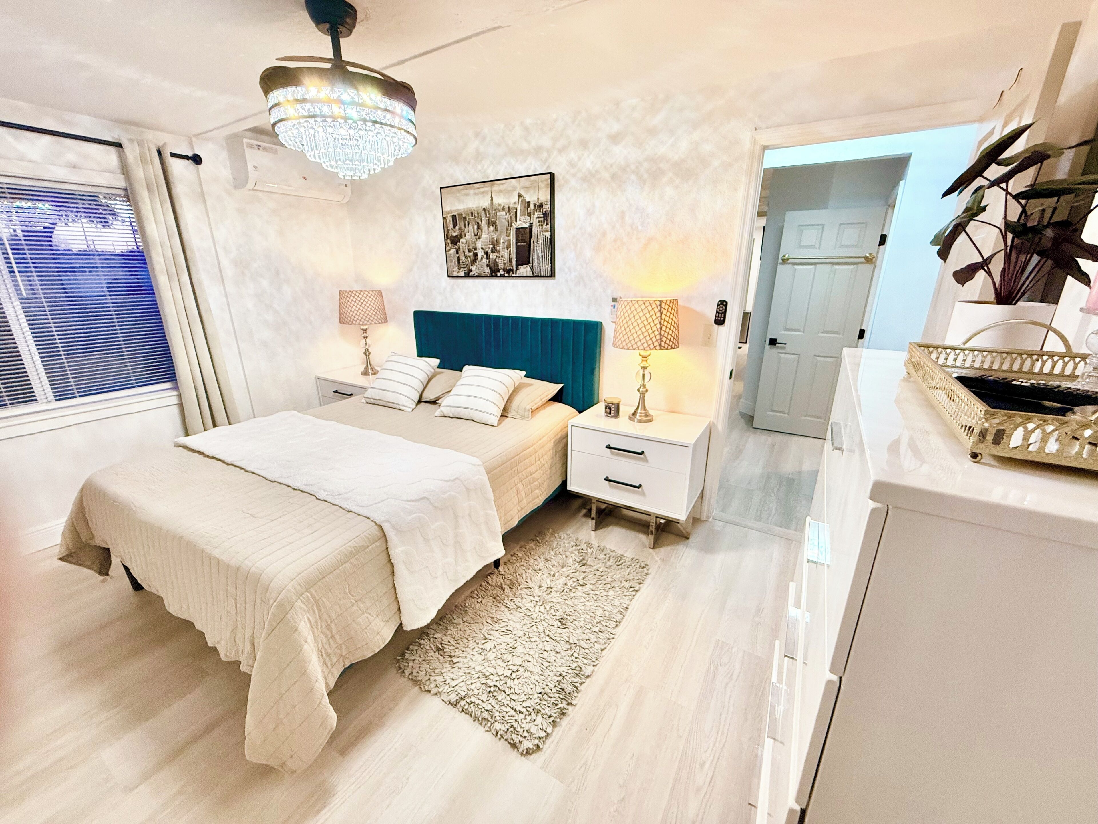 3 habitaciones, tabla de planchar con plancha y wifi gratis 