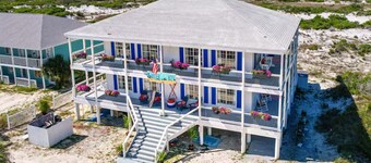 Whole Beach Triplex w Decks, Views and Space