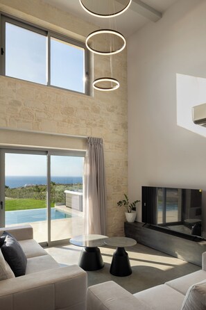 Smart TV - White Stone Elegance with Pool, Jacuzzi & Golden Sunsets (Chania)