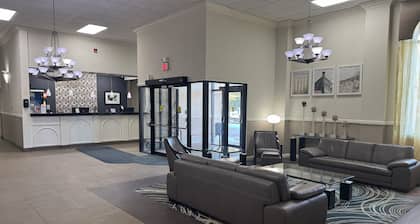 Days Inn & Suites By Wyndham Festus