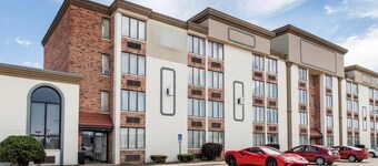 Days Inn & Suites By Wyndham Festus