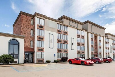 Days Inn & Suites By Wyndham Festus
