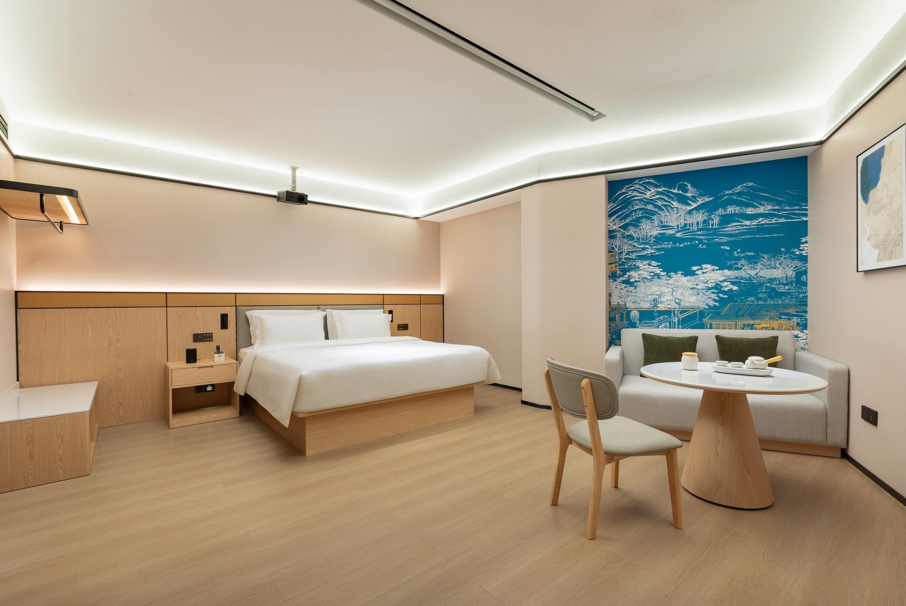 Room, 1 King Bed, Non Smoking (Cinema Room)