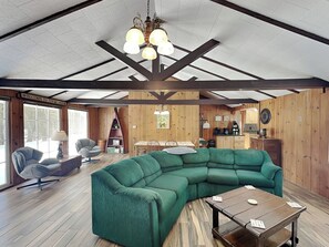 House (2 Bedrooms) | Property amenity - Blue Haven Retreat (Oakland)