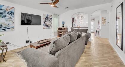 BD Modern Texas Charm