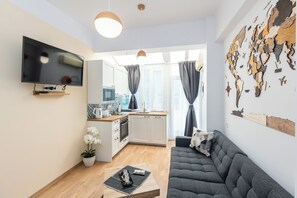 TV - Modern City Oasis – Just Steps from the Beach and Sightseeing (Varna)