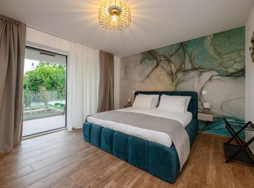 Apartments Villa Wood - Two Bedroom Apartment with terrace and pool view ( W1 )