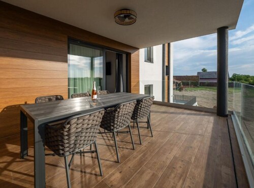 Apartments Villa Wood - Two Bedroom Apartment with terrace and pool view ( W2 )