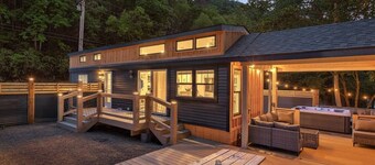 Private River Retreat w/ Hot Tub & 3 Cabins