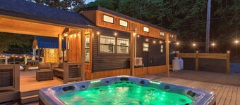 Private River Retreat w/ Hot Tub & 3 Cabins