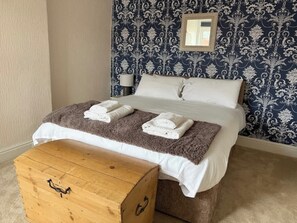 1 bedroom, iron/ironing board, travel cot, WiFi - Carmen Sylva 2nd Floor apartment Llandudno (Llandudno)