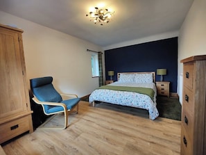 3 bedrooms, WiFi, bed sheets - Hebron Rural cottage in an old chapel (Denbigh)
