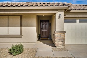 Exterior detail - 3 Mi to Casa Grande Ruins: Family Home in Coolidge (Coolidge)