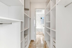 Interior - Olymp Luxury Villa B (Kissonerga)