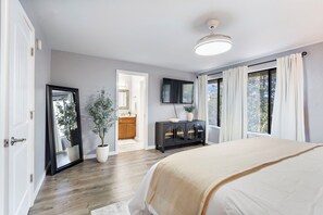 4 dormitorios, tabla de planchar con plancha, cuna de viaje y Internet