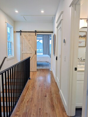 Unclassified image, 2 of 42, button