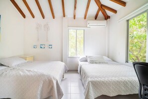 WiFi, bed sheets