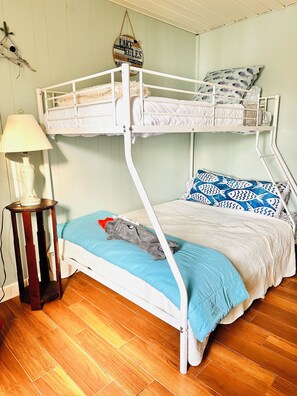 3 bedrooms, free WiFi, bed sheets