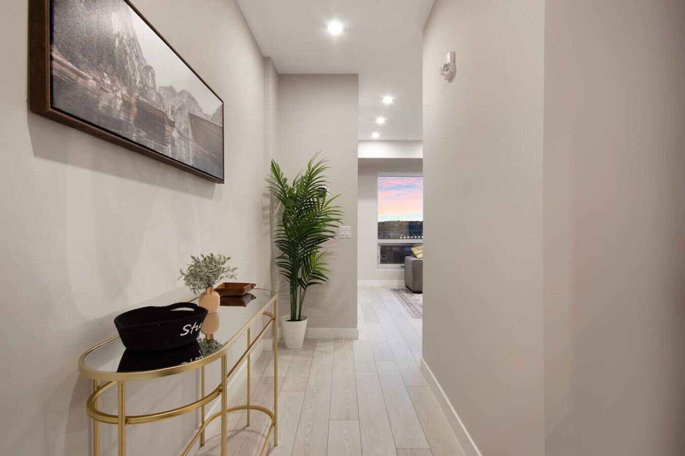 المنشأة من الداخل