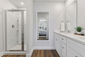 Shower, hair dryer, towels, soap - Brand-new Coastal Escape 3BR/2.5BA minutes from vibrant downtown Ocean Springs. (Ocean Springs)