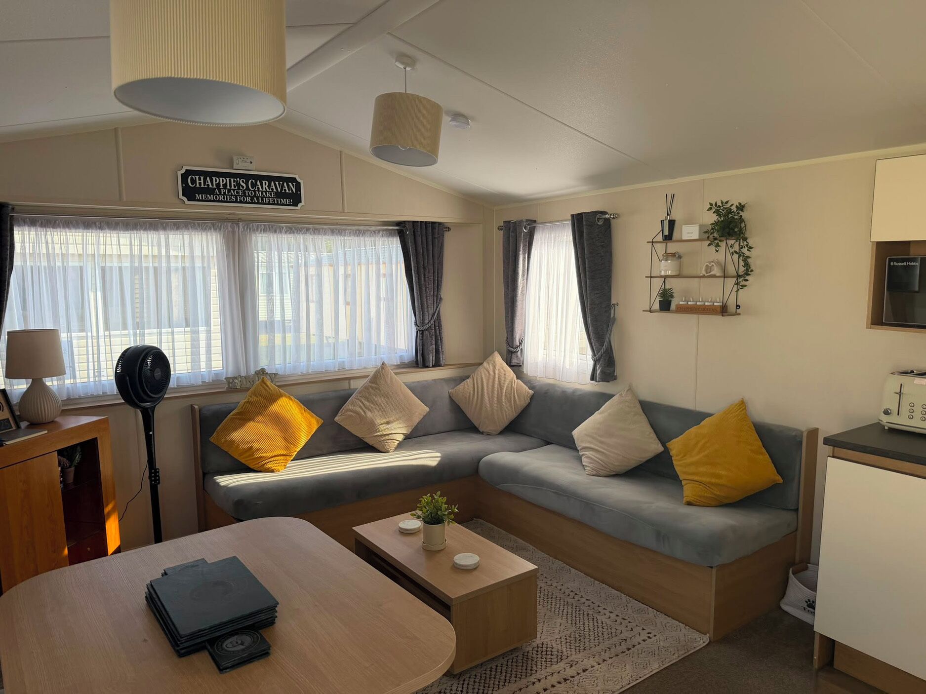 Cottage | Living area