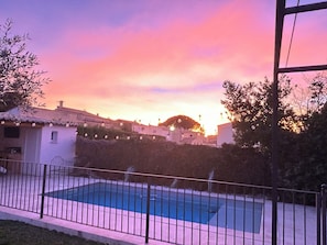Pool - Family villa in the heart of the Vaucluse (Sorgues)
