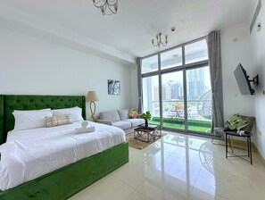 Apartment, City View | Iron/ironing board, free WiFi - Luxury Studio with Marina View (Dubai)