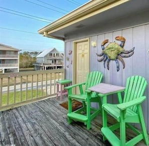 Outdoor dining - Dog Friendly Beach Access Sleeps 6 Hangout Nearby (Gulf Shores)
