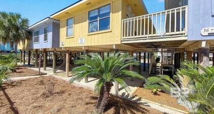Pet Friendly Beach Access Hangout Nearby Sleeps 6