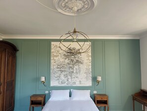 1 bedroom, desk, free WiFi, bed sheets