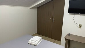 Laptop workspace, free WiFi - Hospedaria Estadia Do Vale (União da Vitória)