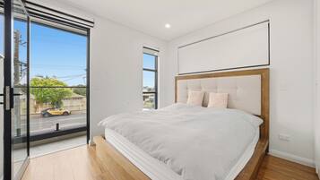 4 soverom, strykejern/-brett, wi-fi (inkludert) og sengetøy