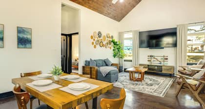 Modern 2BR Near Lake Somerville & Round Top