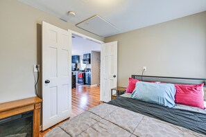 Desk, internet, bed sheets