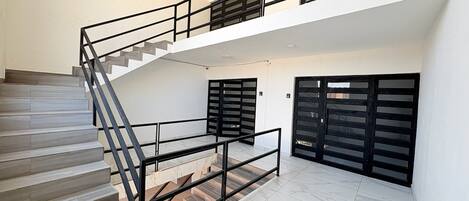 Departamento clásico, 3 habitaciones, patio | Interior