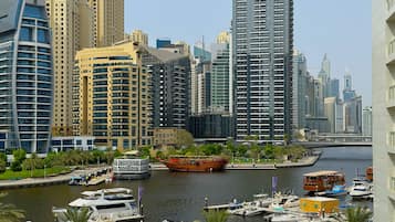 Apartment, Canal View | Marina