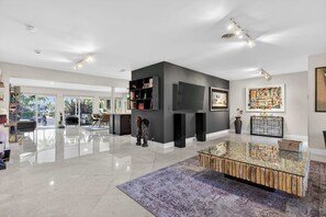 Lobby - Harbor Haven Home for 7 (Fort Lauderdale)