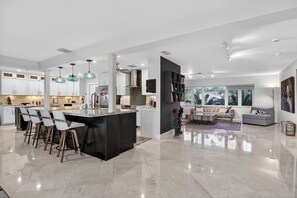 Interior - Harbor Haven Home for 7 (Fort Lauderdale)