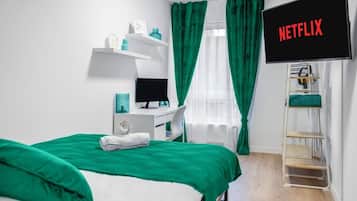 Bügeleisen/Bügelbrett, WLAN, Bettwäsche