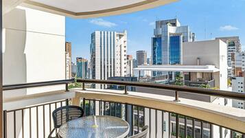 Leilighet – comfort, balkong | Utendørsservering