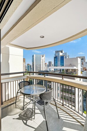 Leilighet – comfort, balkong | Utendørsservering