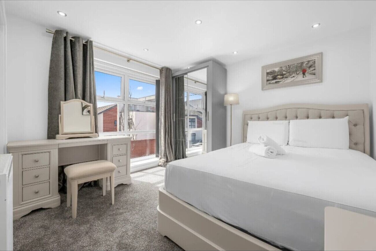 3 bedrooms, desk, free WiFi