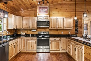 Fridge, microwave, oven, stovetop - Mountain View Hideaway with Hot Tub & Fire Pit Gazebo (Sevierville)