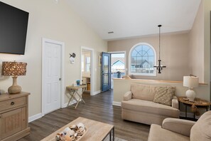 スマートテレビ、DVD プレーヤー、書庫